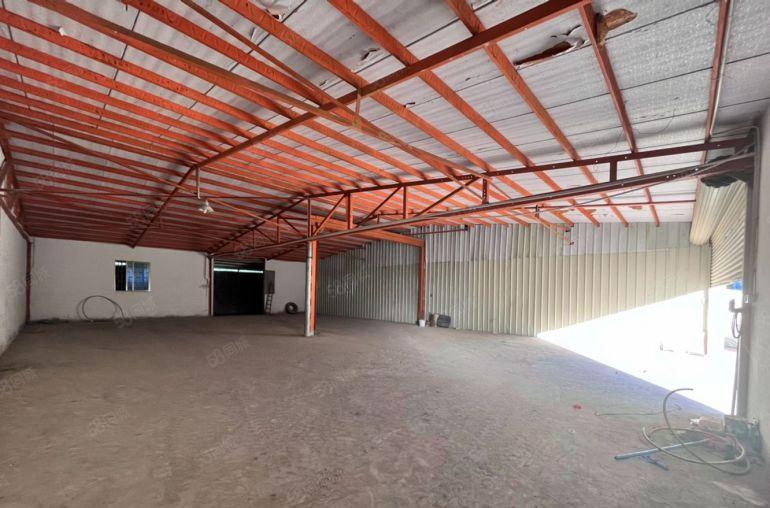 龙光城周边，个位数。单一层钢构厂房仓库330平米，单价8元。