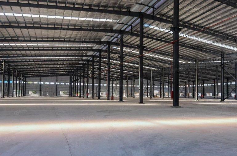 5000平高度12米，18元，原房东厂房仓库出租，高使用率