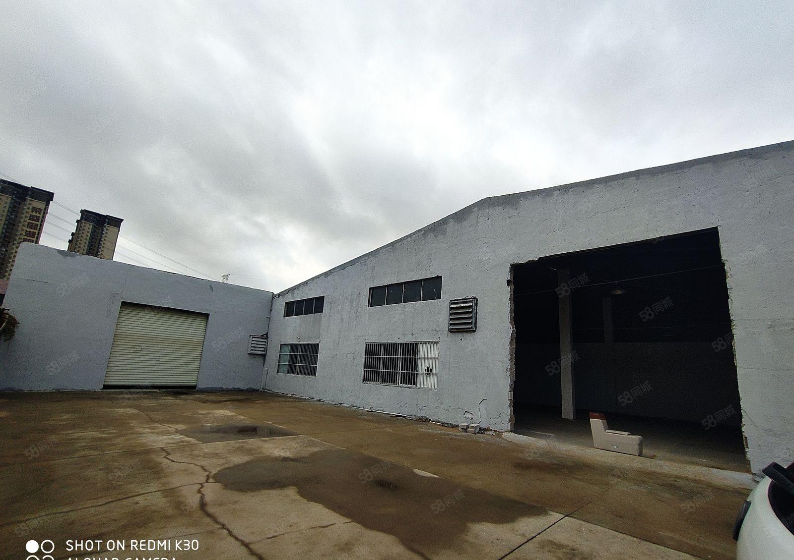 独门独院，租金便宜，按实际面积出租。