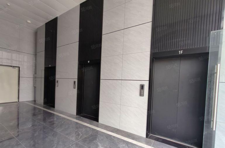 大亚湾比亚迪一楼3200平带装修红本厂房仓库出租可分租！