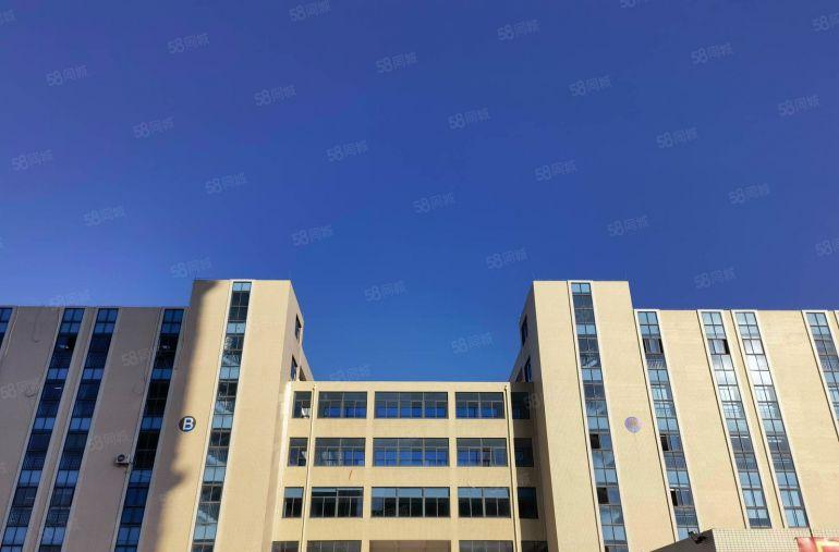 9块精装修！临深原房东园区楼上1600平，带客梯，卸货平台