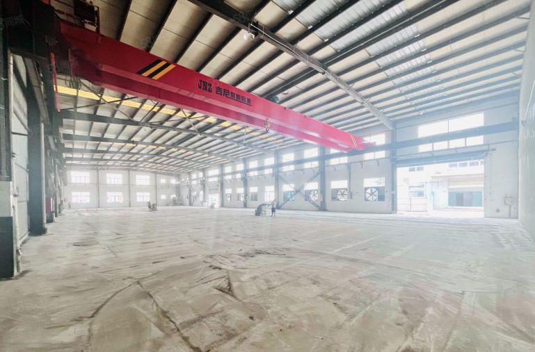 滴水9米现成航车10块一平原房东位于大亚湾龙山二路旁