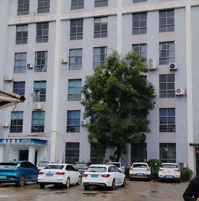 大亚湾500平方起租，共2栋独院工业园内 一楼厂房9元出租