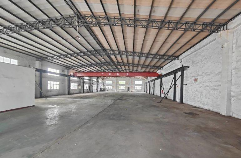 10元！博罗石湾3000平滴水8米原房东空地大钢构厂房出租！