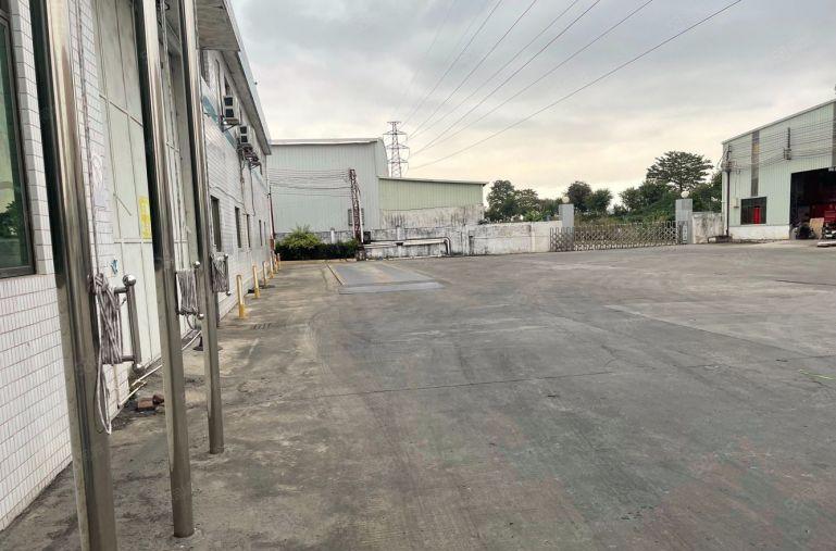 石湾工业园区砖墙到顶厂房出租5000平方空地非常大免费使用