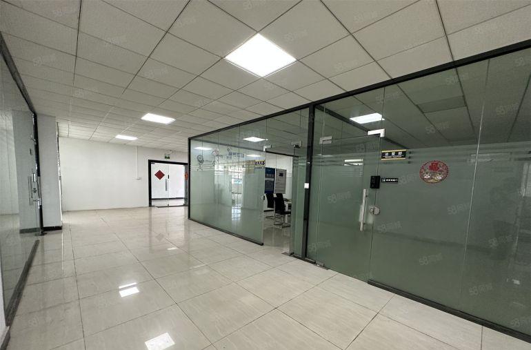 园洲现成装修厂房10元出租水电齐全进场即可生产可分租500