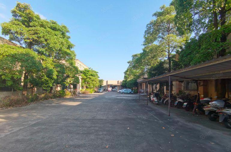 9元小独院！大空地滴水7米原房东1660平红本厂房行业不限