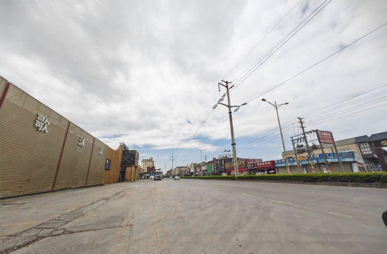 自带地坪漆单一层厂房出租，原房东，房东好大哥