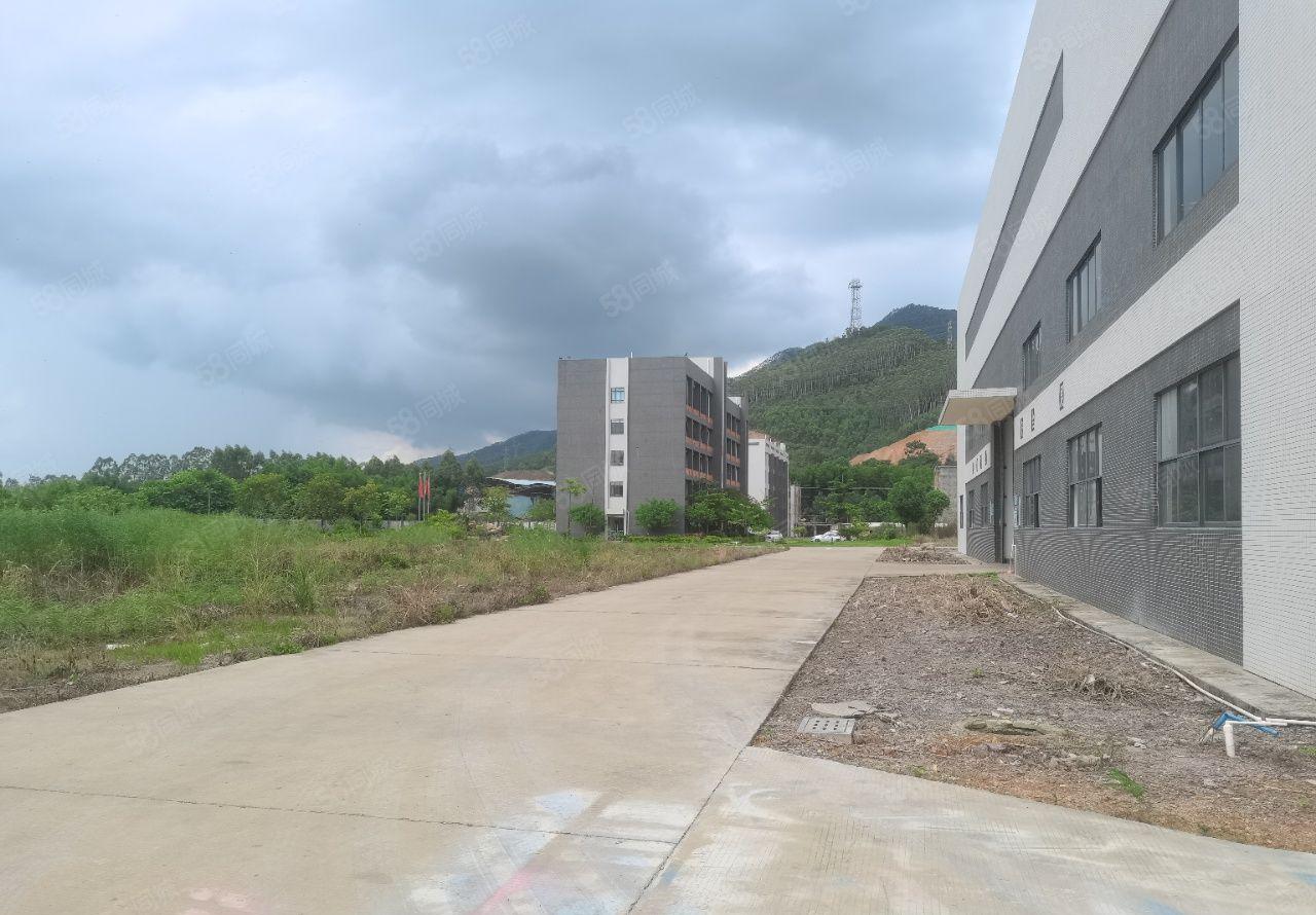 1000平起分租博罗县大型产业园三万平原房东红本在手超靓厂房