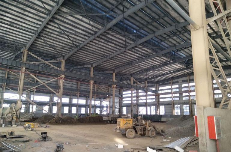 石湾镇全新单一层滴水17米5800平带行车轨道重工业厂房出租