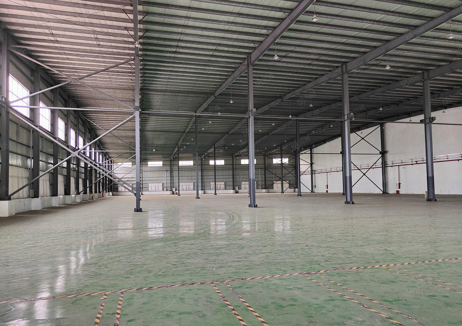 博罗龙溪工业区附近新出8000平方独院厂房出租，可以分租