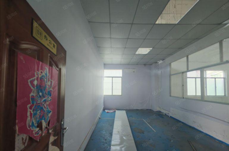 年后新出砖墙单一层1600平米厂房 现成水电 位置好