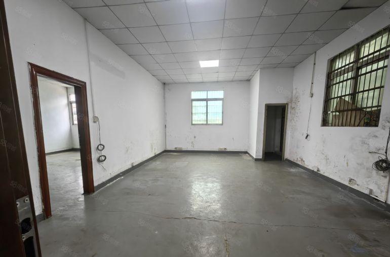 15元七米高钢构单一层厂房出租