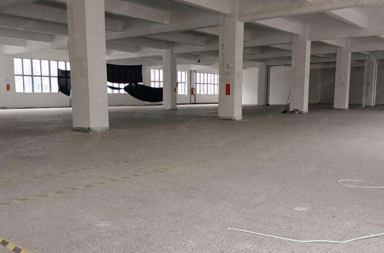 繁华地段工业园区，周边配套齐全，易招工，现成装修，低价出租