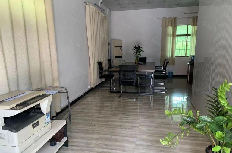 园洲独院厂房出租4450平方，带地坪漆，可办环评，可以分租！