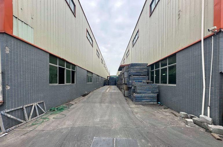 原房东5000平方行车4台免费用独院厂房出租