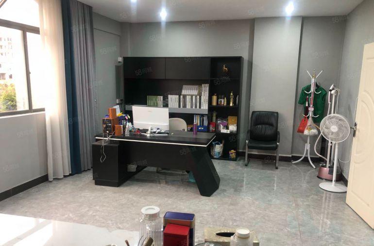 博罗县石湾镇新出独院厂房1万平方带房产证空地7千平方有证