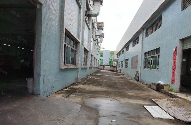 高速出口附近工业区原房东独院标准厂房4200平 证件齐全