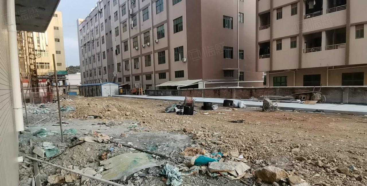 博罗板桥工业区原房东3千平独栋一楼仓库厂房出租可分租可办环评