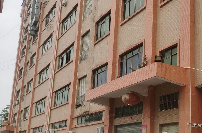 独门独院标准厂房6元分租1500750平方两层厂房