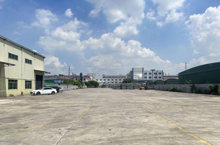 急租园洲本地阿叔新出独院，周边没有居民空地非常大适合各行各业