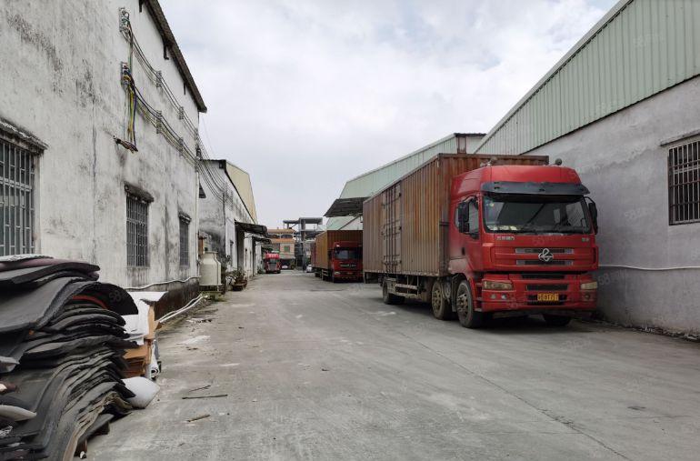 博罗长宁镇两处钢构厂房仓库共7600平低价12元招租中