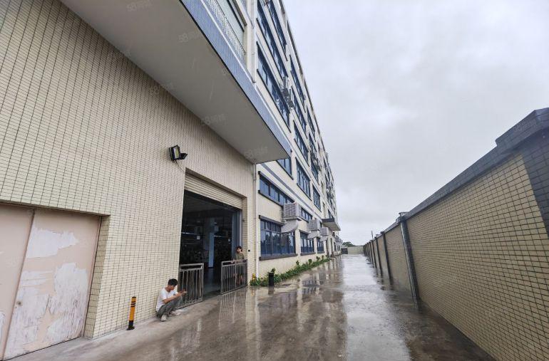 电池组装看过来2000平，地坪漆带牛角，已装修，水电齐