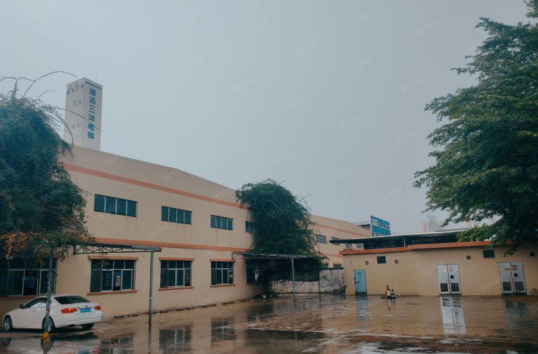 博罗石湾镇全新独院花园式砖墙到顶单一层低价出租，电费自交。