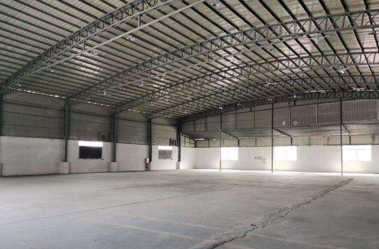 石湾独院原房东厂房出租6500方，交通方便可办环评高速出口旁