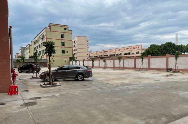 石湾镇全新标准厂房出租9500平方环境优美空地大