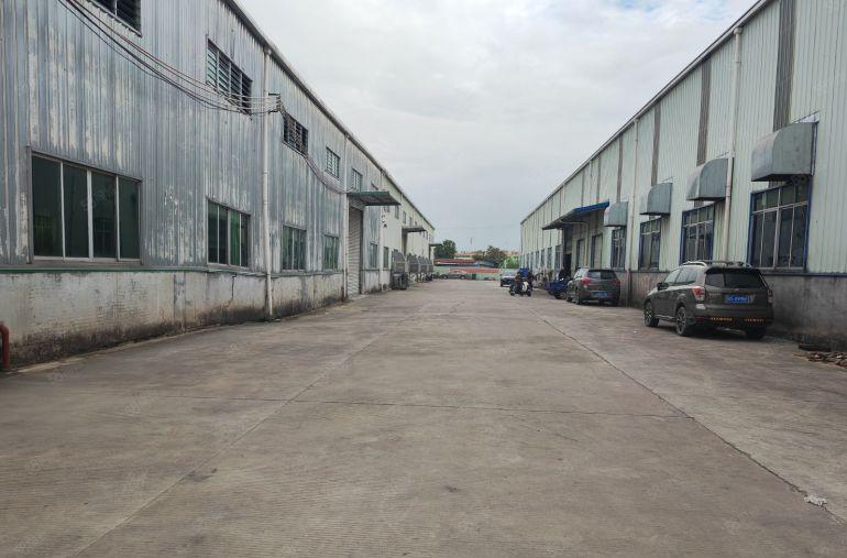 刚刚空出原房东单一层钢构750平