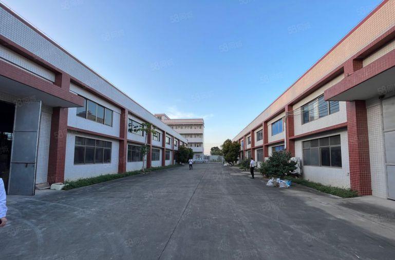 石湾新出一楼2000平钢构厂房出租滴水8米空地很大主干道边上