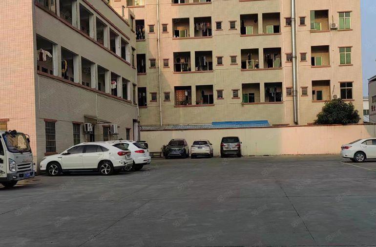 石湾镇厂房2000平方米空地6000平米物业出租水电齐全。