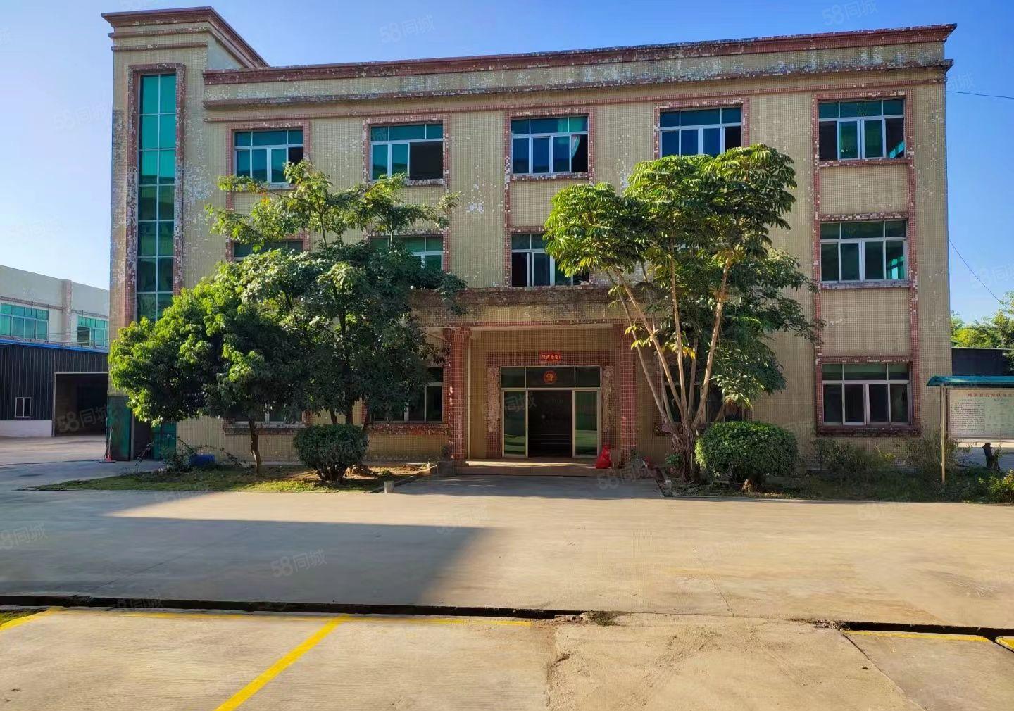 独院靓标准厂房出租面积10500平方，宿舍配套，可以分租整租