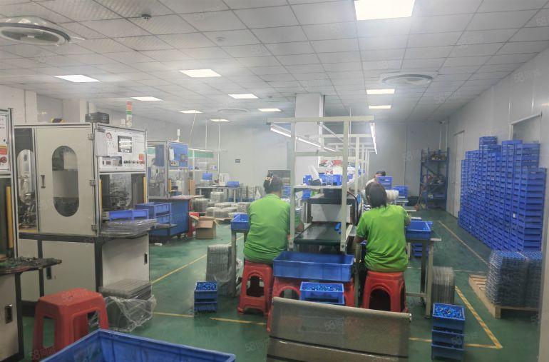 现成无尘车间，装修豪华办公室厂房2层3000平，可分租价格便