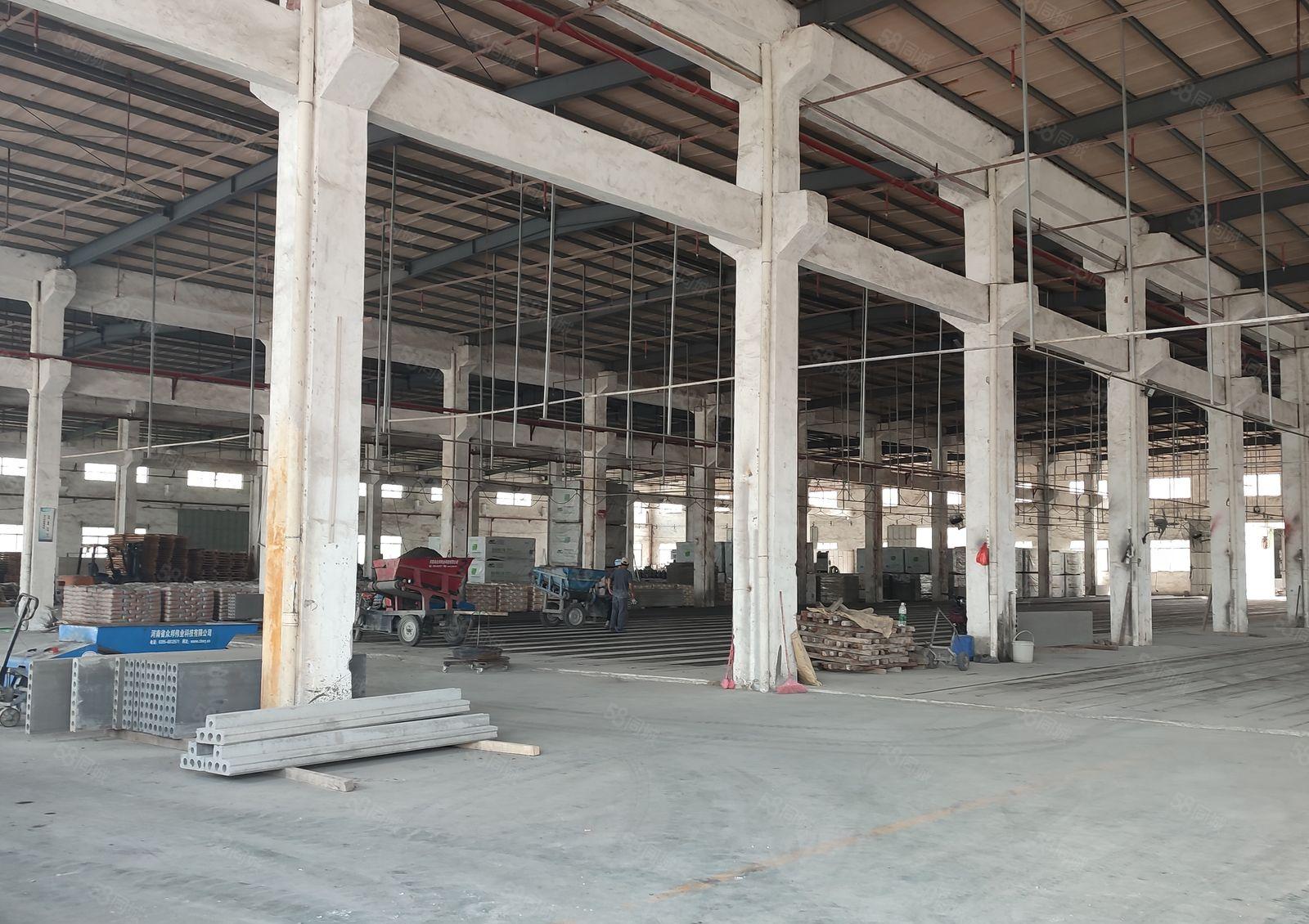 石湾空地超大厂房出租，厂房共18000平米，证件齐全，形象好