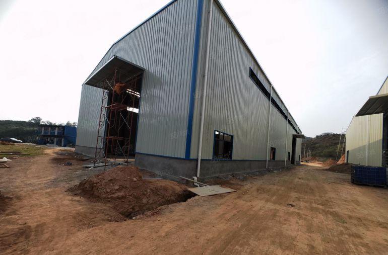 可做有噪音气味粉尘行业单一层900平，周边无居民