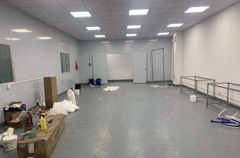 龙溪科技园标准厂房带豪华装修，面积1880平，可分租价格优惠