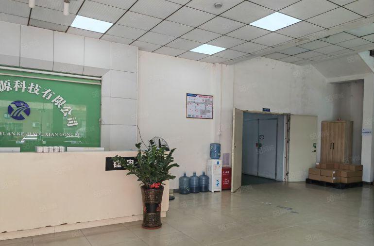 园洲上南现成无尘车间原房东厂房1300平，办公室齐全价格便宜