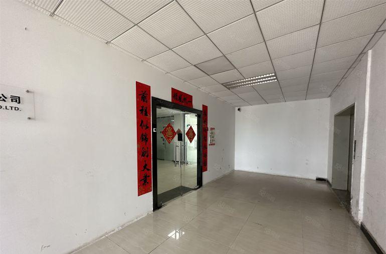 园洲现成装修厂房9元出租水电齐全进场即可生产可分租500