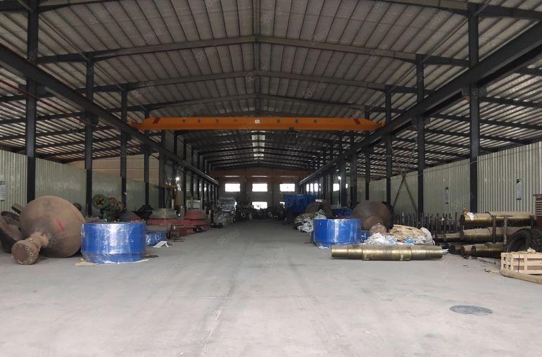 石湾园区厂房分租，带5部现成航车使用滴水12米，现成环评