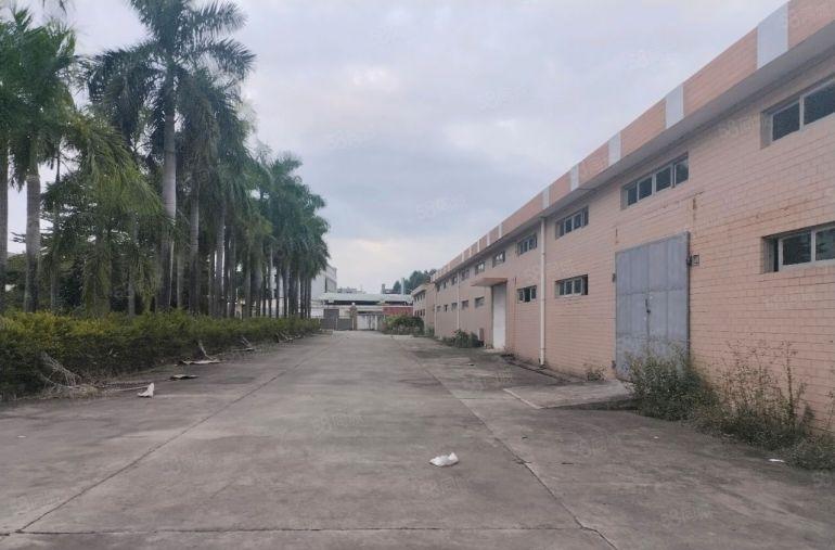 福田镇原房东独院钢构厂房仓库20366平空地大低价12元招租