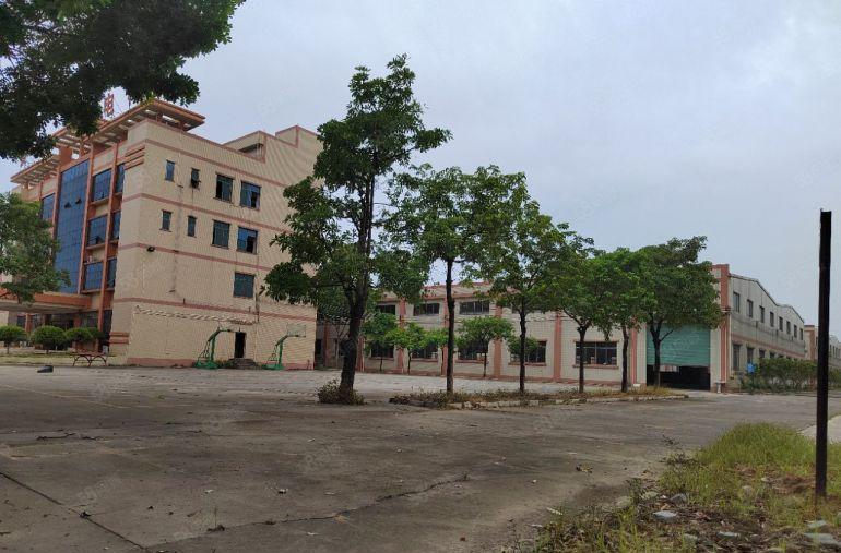 高十米现成航车天然气丨石湾自用厂房出租7680方，可分租。