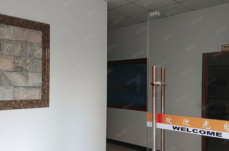 原房东独院厂房出租6000方，周边无居民可做喷油喷漆等行业。