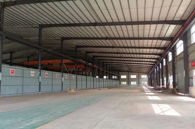 石湾镇滴水10米牛角位8米单一层厂房出租，带行车隔热层可分租