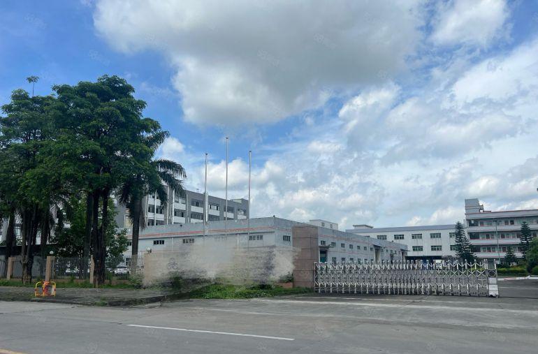 有红本砖墙到顶独院厂房空地8000全部硬化