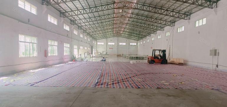 福田镇原房东自用厂房出租1820方，带现成办公装修，可办环评