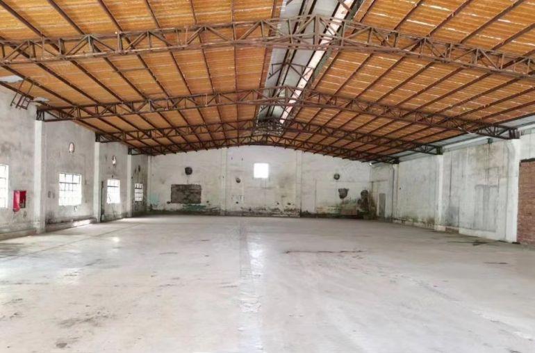 厂房出租，周边无居民！10元平！石湾镇原房东单一层4000平