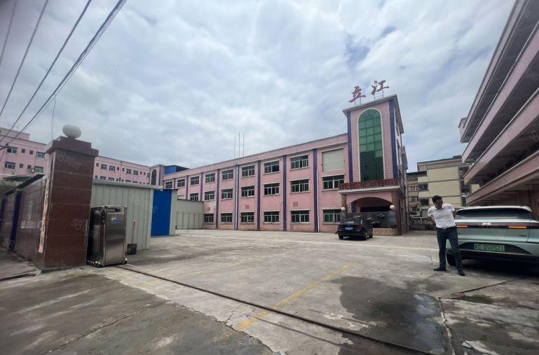 现成龙门架带6部航车独院滴水10米钢构厂房空地8000方左右