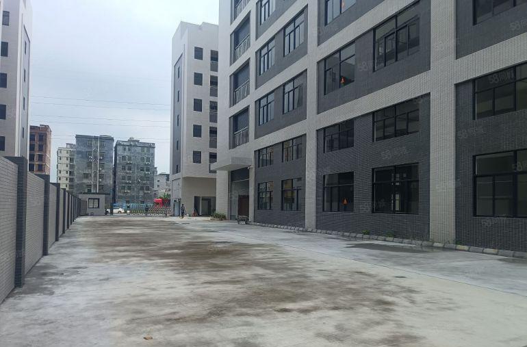 石湾镇原房东全新独院红本厂房17000平米出租可分租